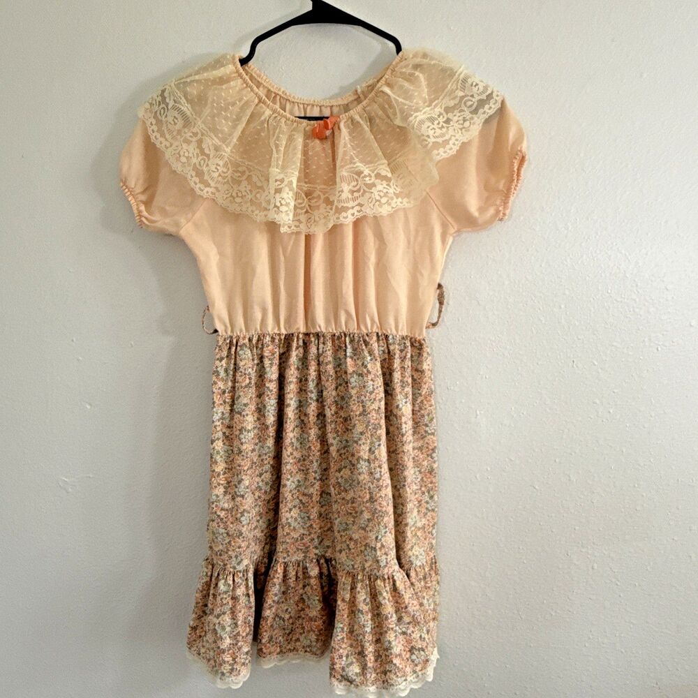 Dress Little Girls 8 Peachy Floral Lace Tiered Cottagecore Prairie